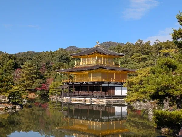 鹿苑寺